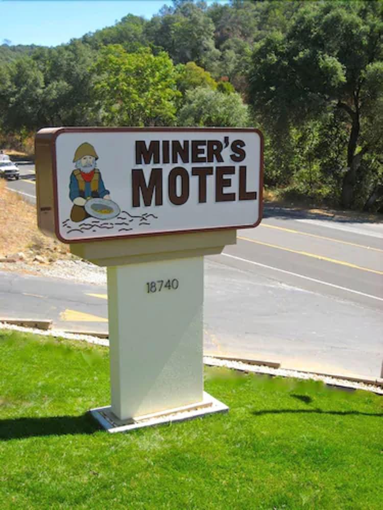 Miners Motel Джеймстаун Екстер'єр фото